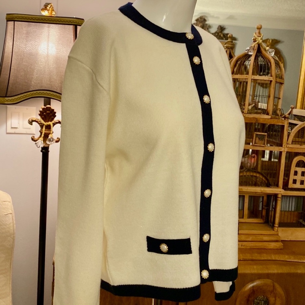 🌸 ST. MICHAEL CARDIGAN